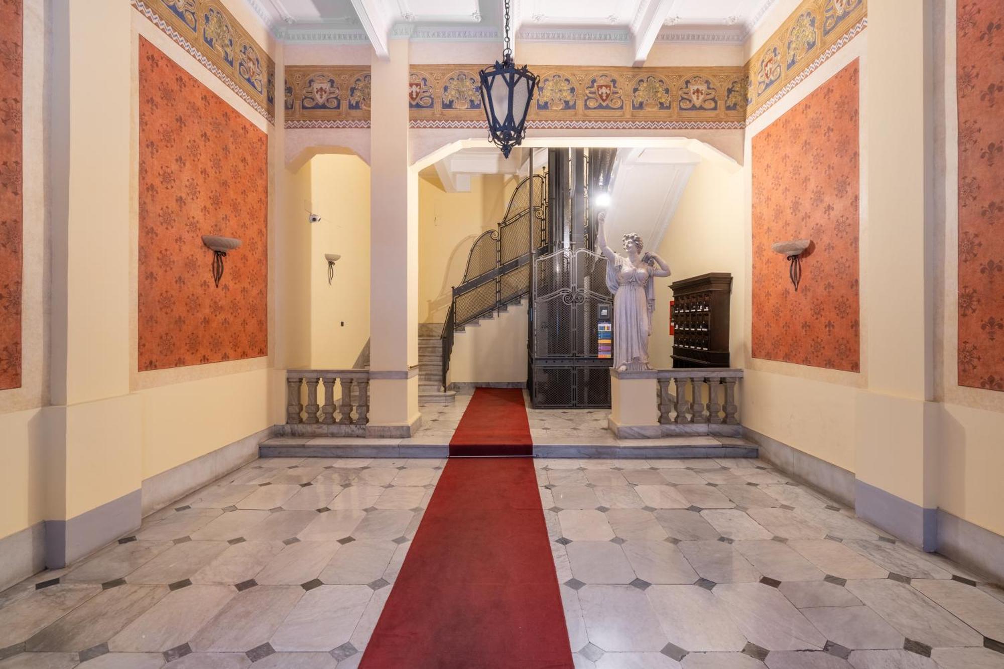 Palazzo Galeoni Luxury * Salerno